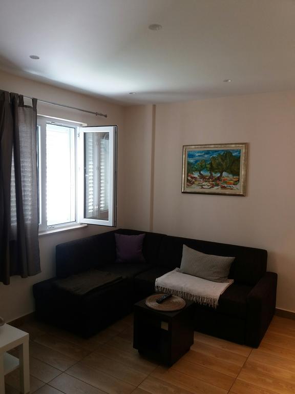 Apartment Maria Banjol Eksteriør bilde
